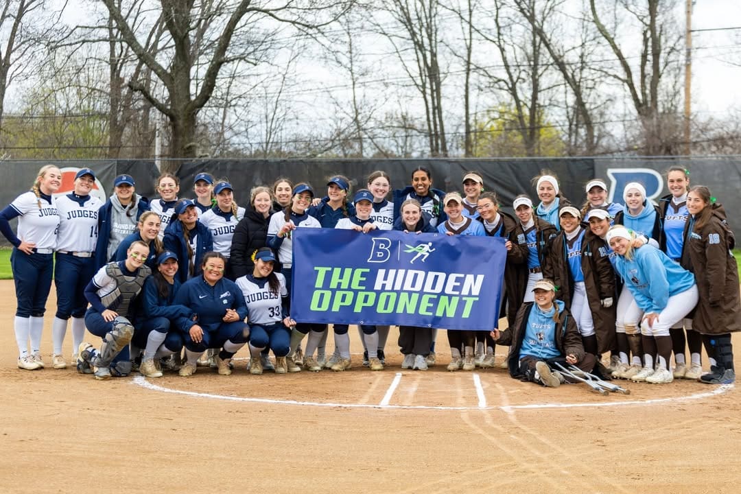 Credit _ Julia Berg _ Ig Caption_ Pics from last night’s Mental Health Awareness Game! Thank you to @brandeissoftball and @tuftsso (1)